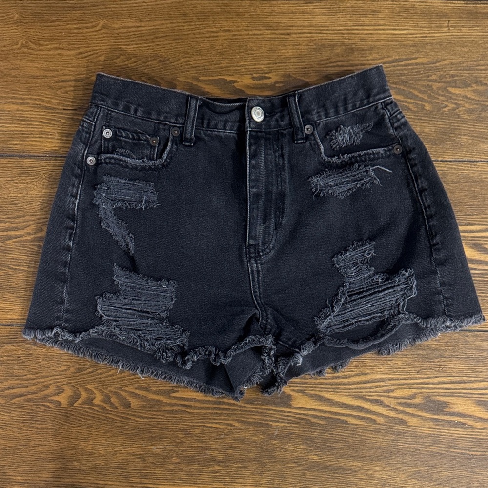 American Eagle Outfitters Black Distressed Jean Shorts size 2